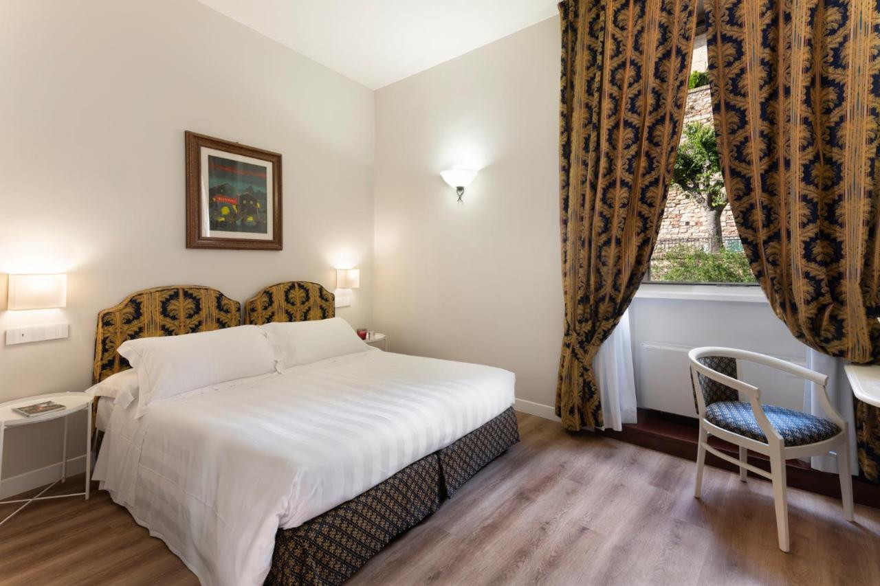 Hotel Fontebella Asyż Zewnętrze zdjęcie