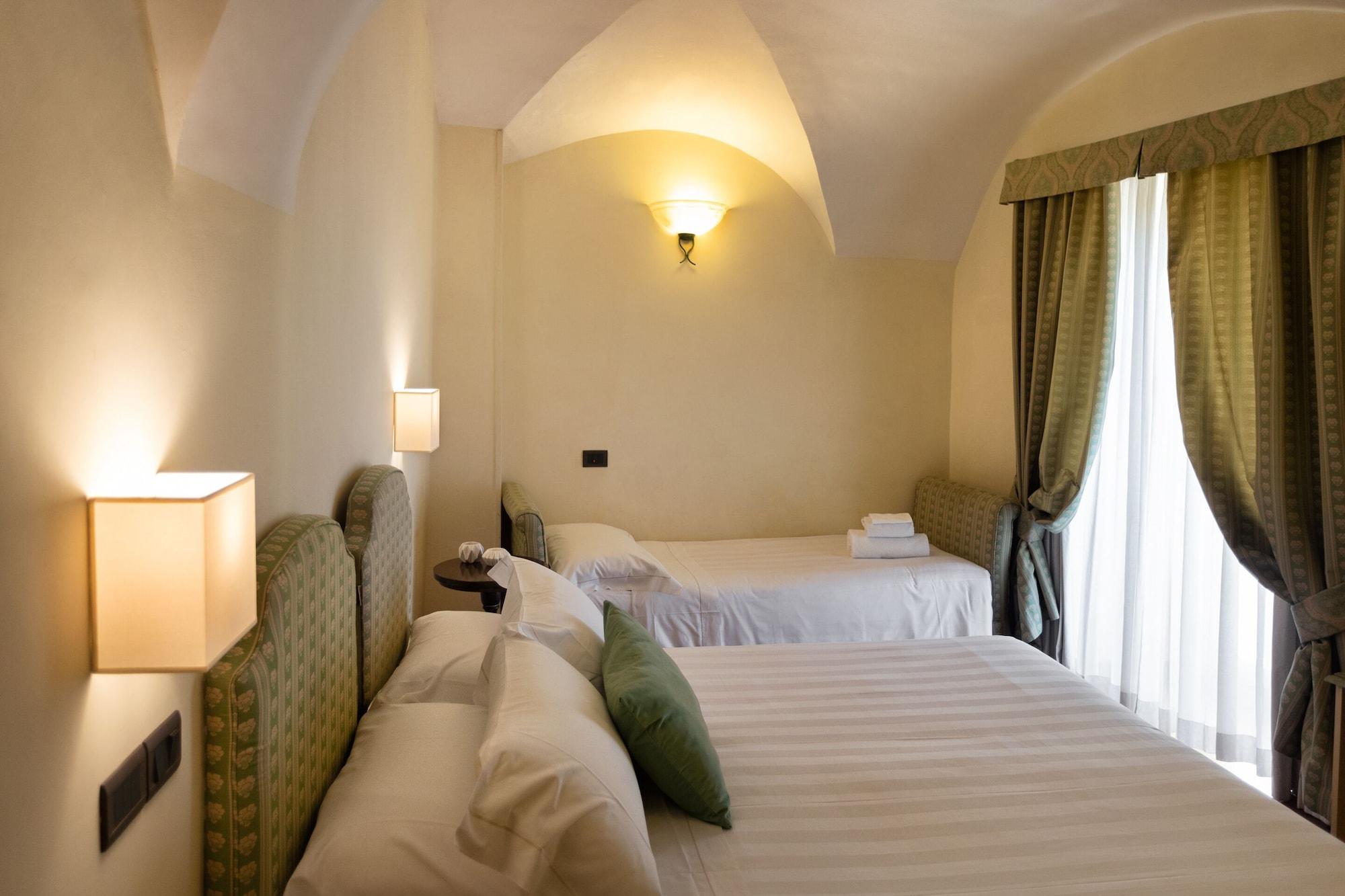 Hotel Fontebella Asyż Zewnętrze zdjęcie