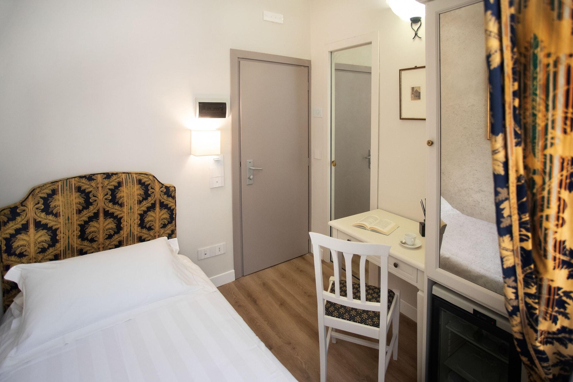 Hotel Fontebella Asyż Zewnętrze zdjęcie