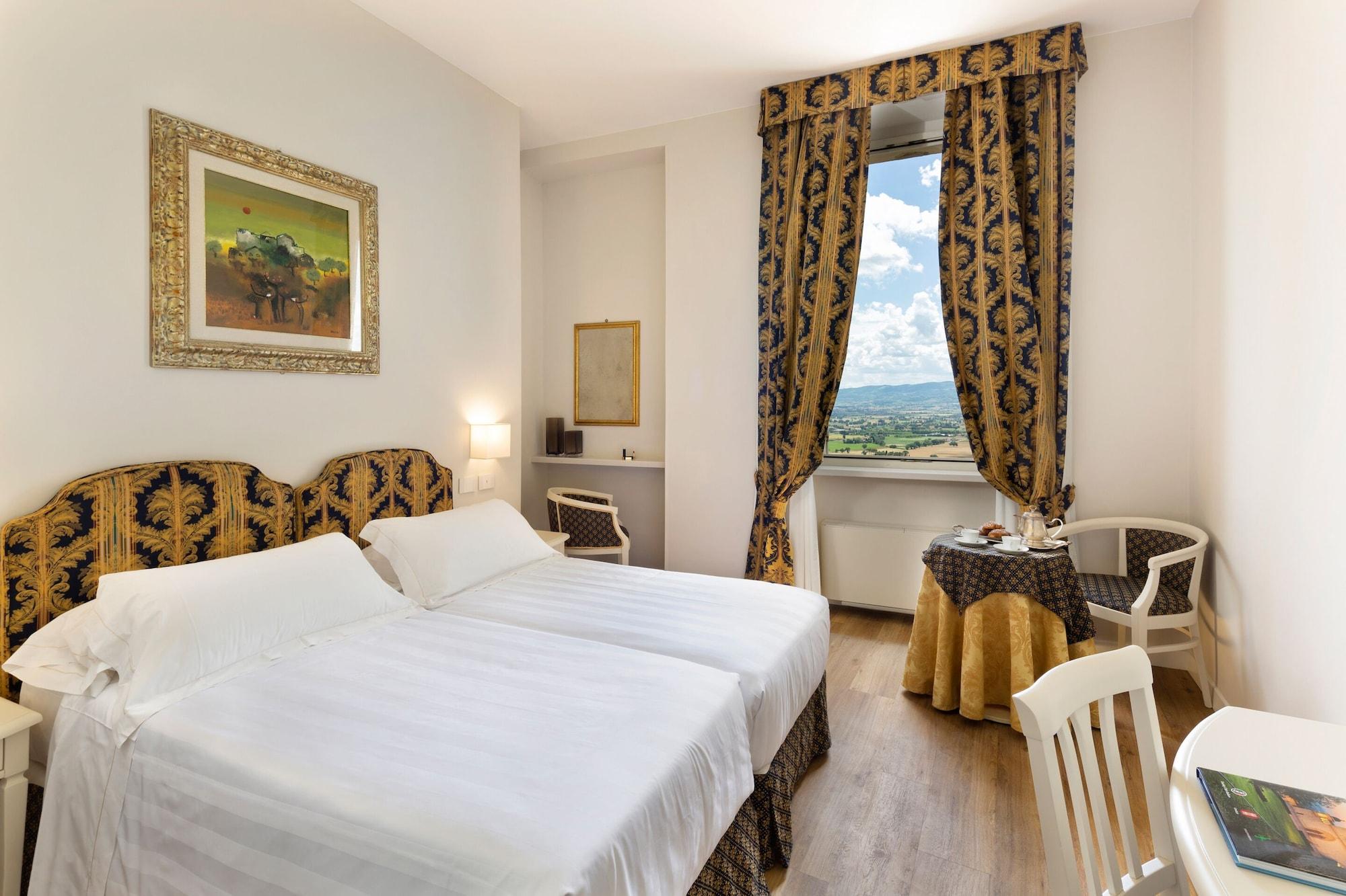 Hotel Fontebella Asyż Zewnętrze zdjęcie