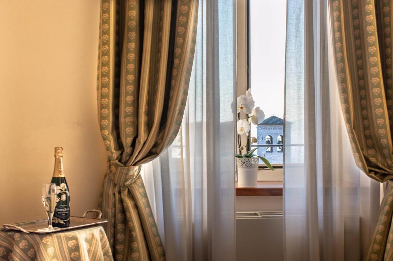 Hotel Fontebella Asyż Zewnętrze zdjęcie